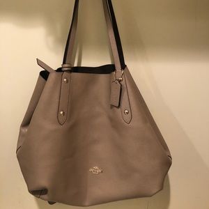 Tan leather COACH shoulder bag